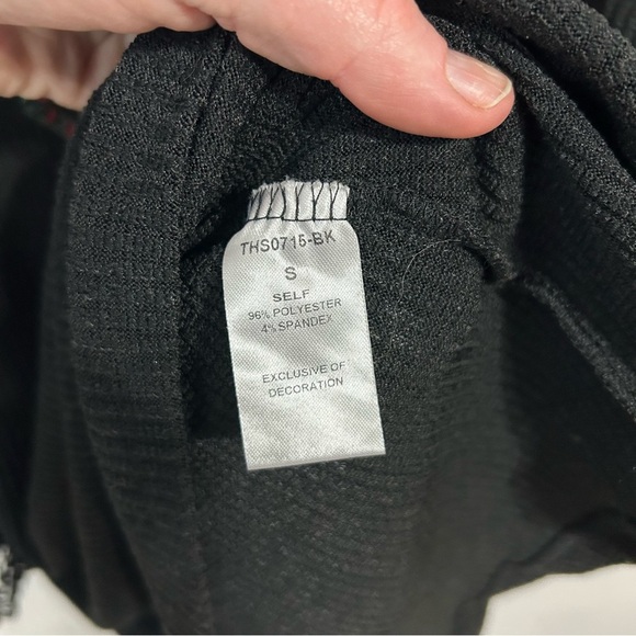 Anthropologie THML Black Floral Embroidered Blouse 3/4 Sleeve Women’s Size Small - Picture 4 of 6